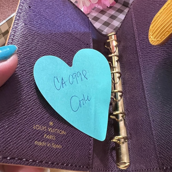 Louis Vuitton Epi Agenda - Picture 6 of 8